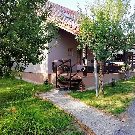 Apartman Adam Rakovica Exterior photo
